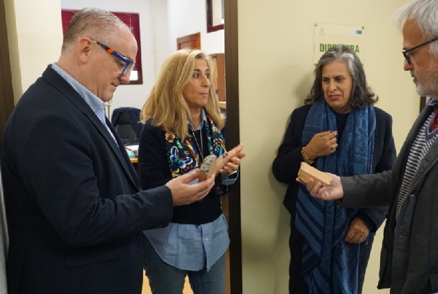 Imaxe da visita do PP á Escola Municipal de Música da Coruña