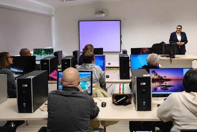 Uned-senior-Lugo