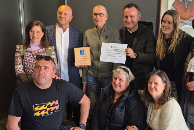 IMX-Entrega-da-distincion-ao-mérito-deportivo-de-Galicia-2024-a-Kiko-Rey-(2)