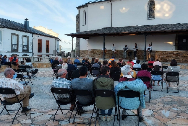 Praza-da-Igrexa-A-Fonsagrada