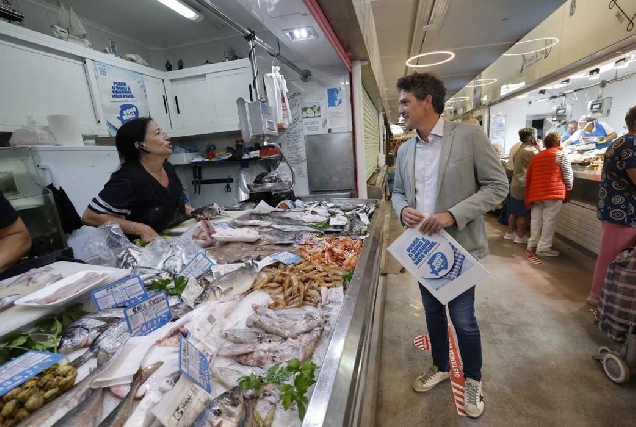 bono-peixe-arias-praza-de-abastos