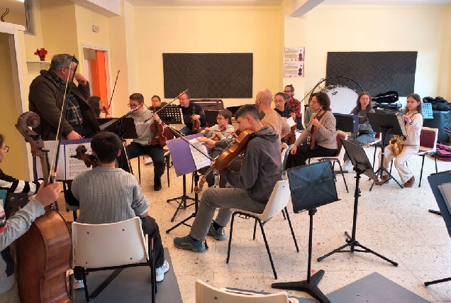 Xove-FORMACIÓN-ORQUESTRAL-DE-SEMANA-SANTA-2026