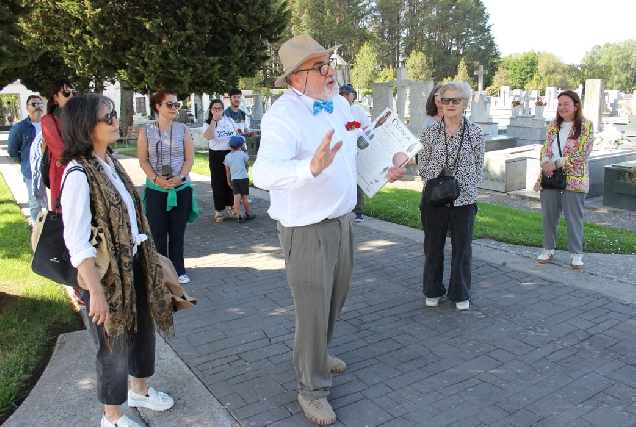 visita-teatralizada-Cemiterio-San-Froilán-Lugo