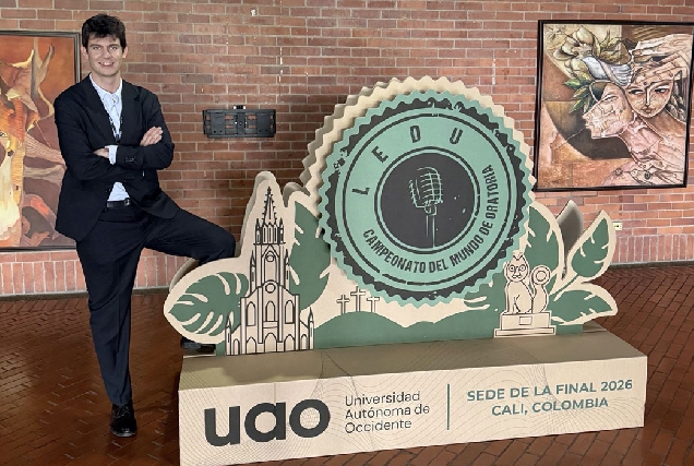 Óscar-Rodríguez-de-Vivero-Campeón-Mundial-Oratoria