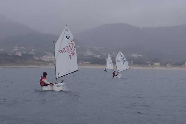 regata-vela-optimist